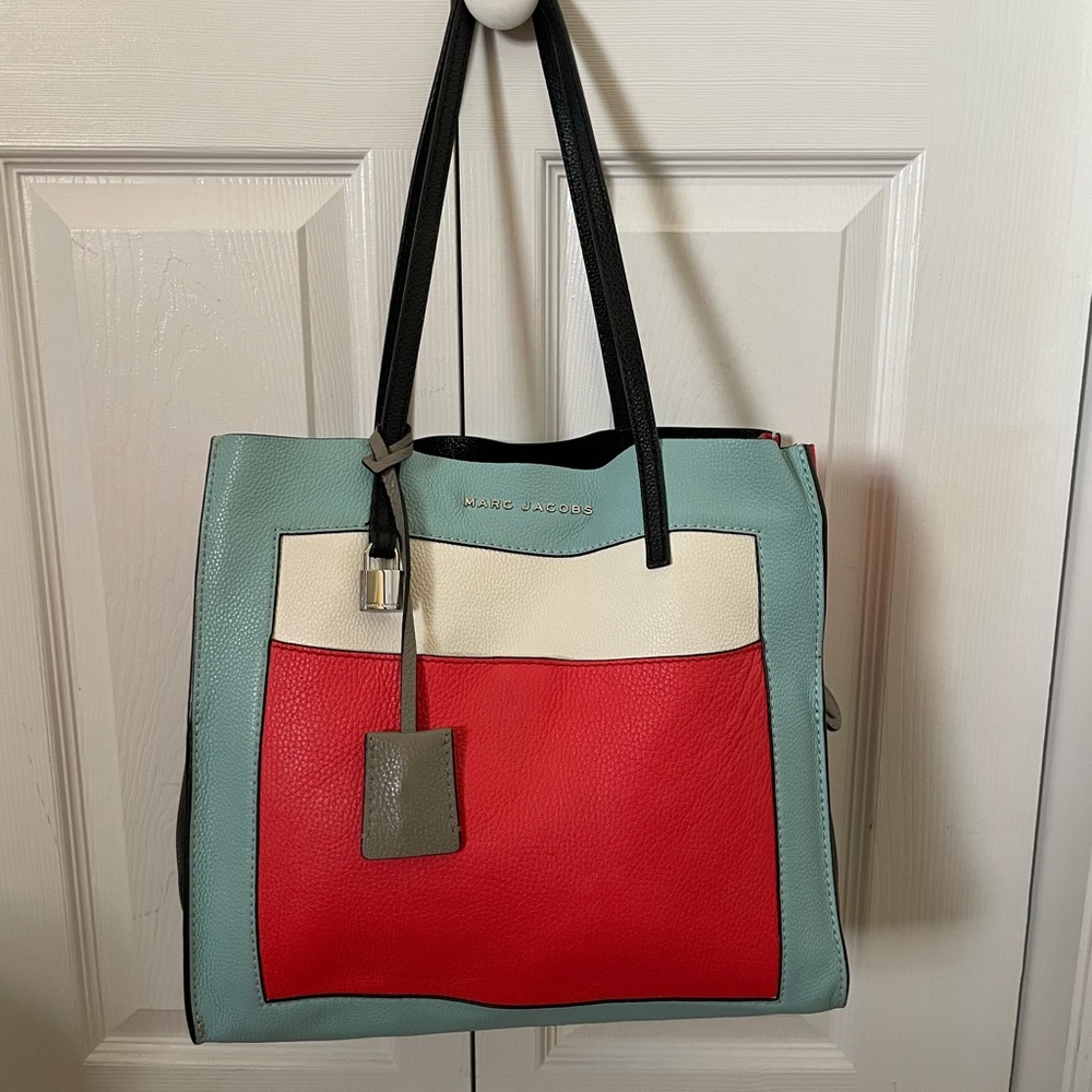 Marc Jacobs grind tote.  Euc!